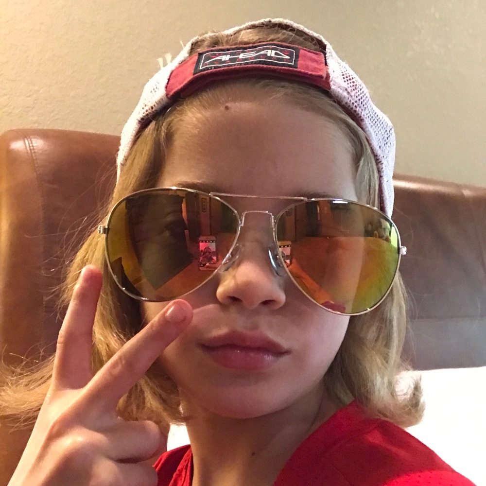 Meet your Posher, Charlotte